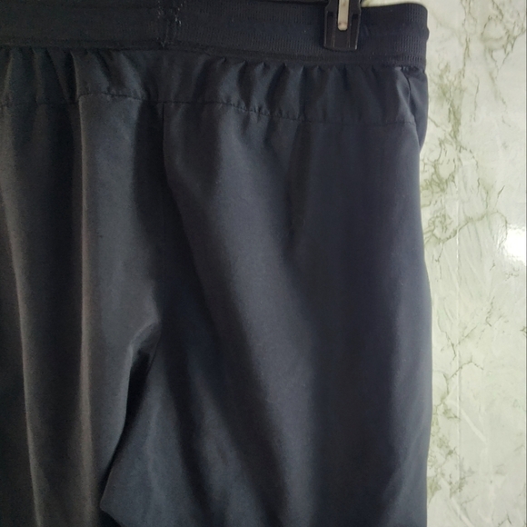 NIKE Black Polyester Shorts - Picture 9 of 11